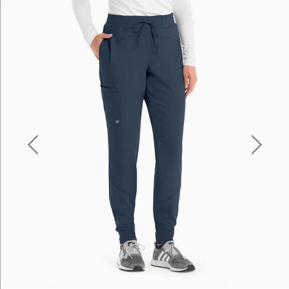 Woman’s Barco One Boost Jogger Scrub Pants